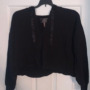 VS CROPPED HOODIE
